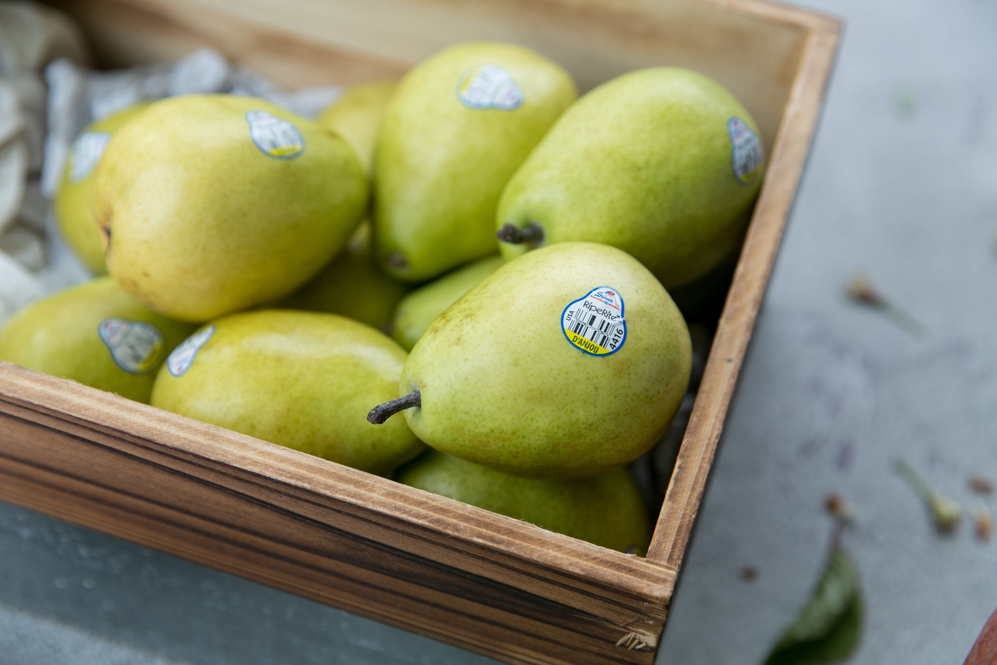 Organic Bartlett Pears, 1 ct - City Market