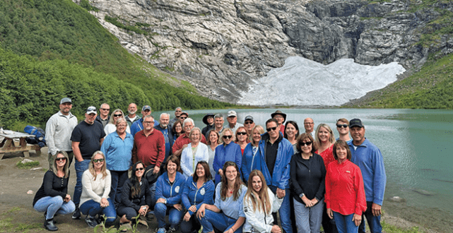 Glacier-group-Norway