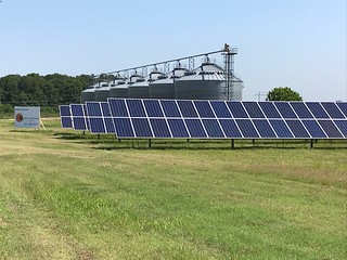 Solar leases: National Ag Law Center guides outline what you need to know
