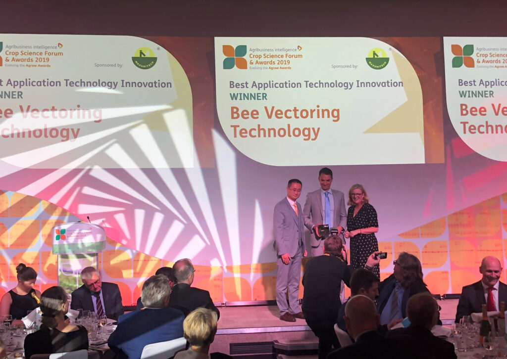 Bee Vectoring Technologies wins at international Agrow Awards for Innovation