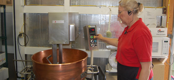 Central Illinois farm market going strong despite drought, frost