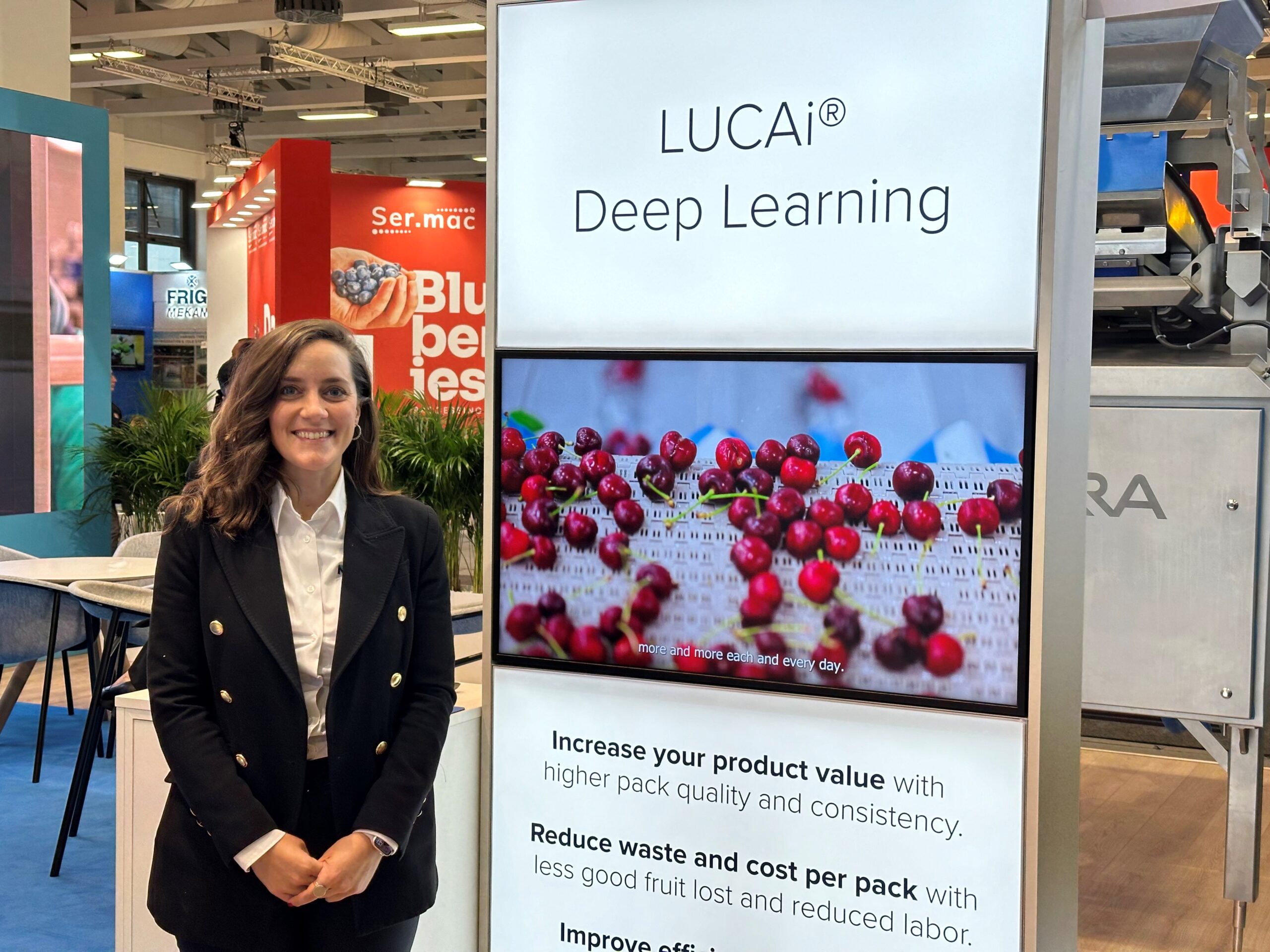 Director of cherries at TOMRA Foods next to LUCAi Deep Learning