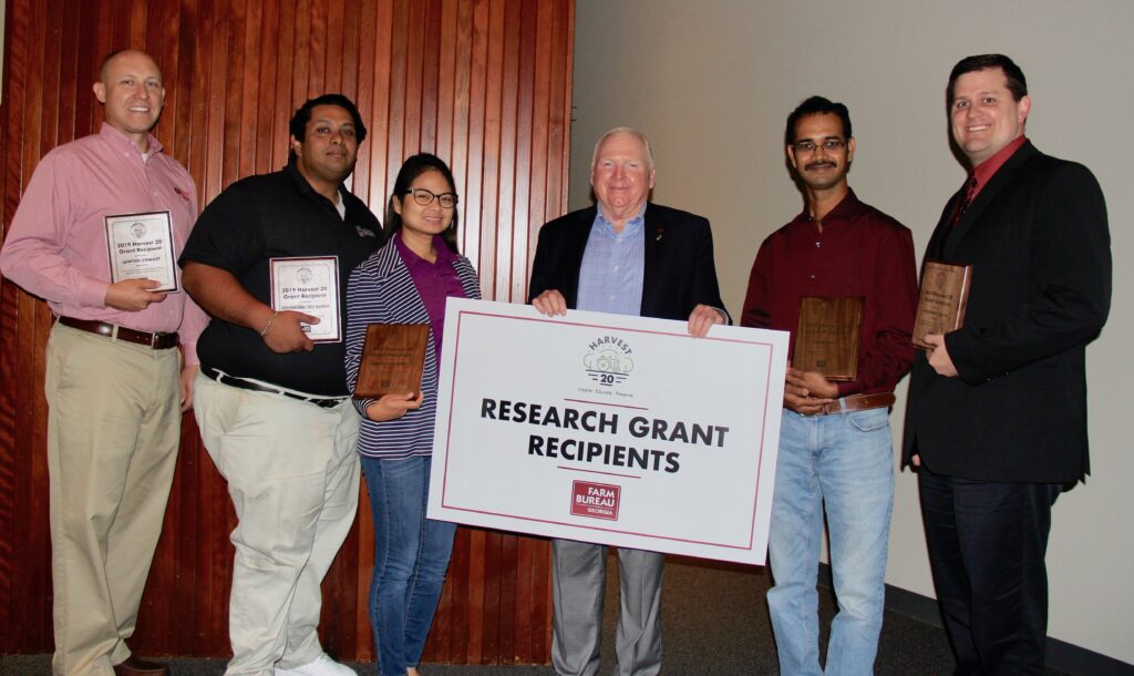 Georgia Farm Bureau awards $94,000 in grants to UGA scientists