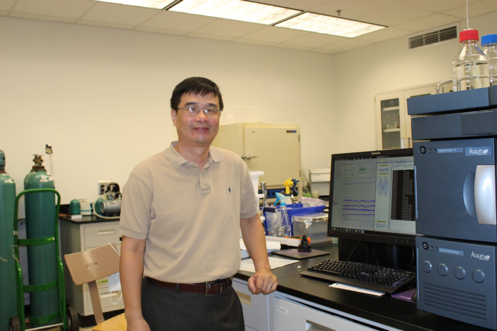 EPA awards University of Georgia’s Huang nearly $1.6M for pollutant research