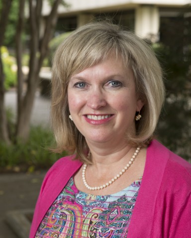 Syngenta promotes Kathy Eichlin in communications role