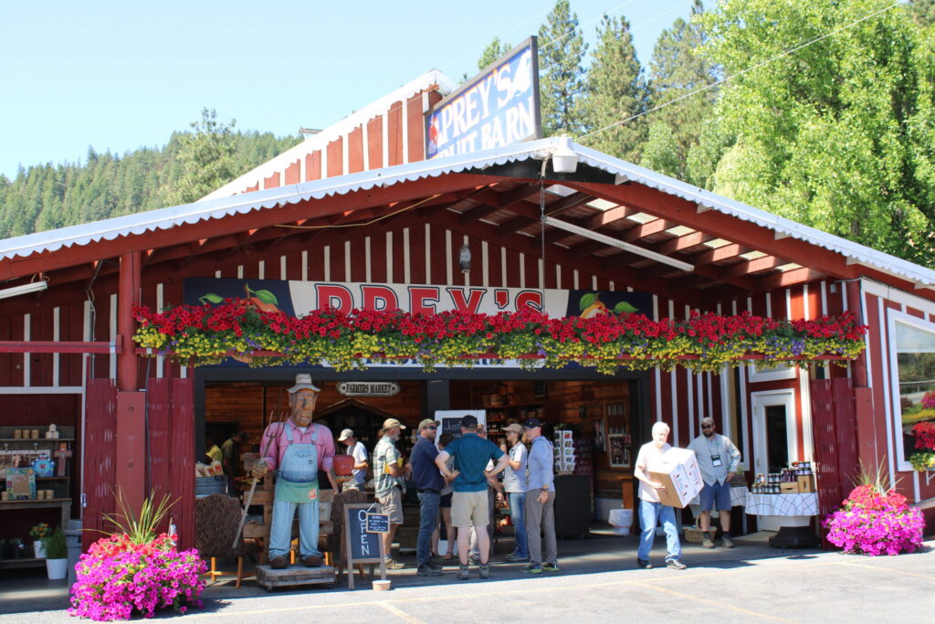 High-altitude pears: Organics big part of Prey’s Fruit Barn & Orchards