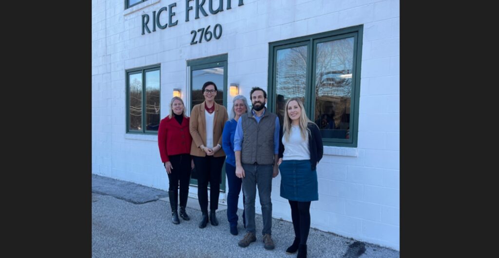 USDA chief visits Rice Fruit apple packinghouse