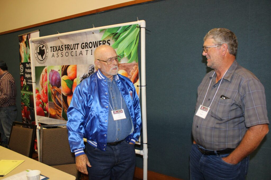 Texas conference helps growers battle pests, weeds
