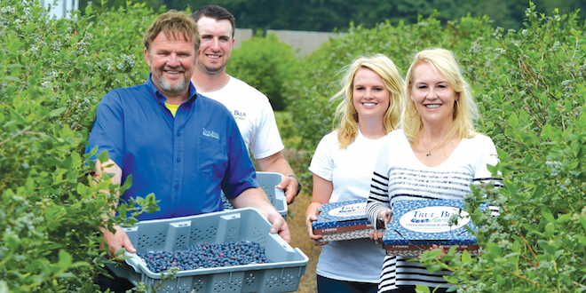 Blueberry farm operators to be inducted into Michigan Farmers Hall of Fame