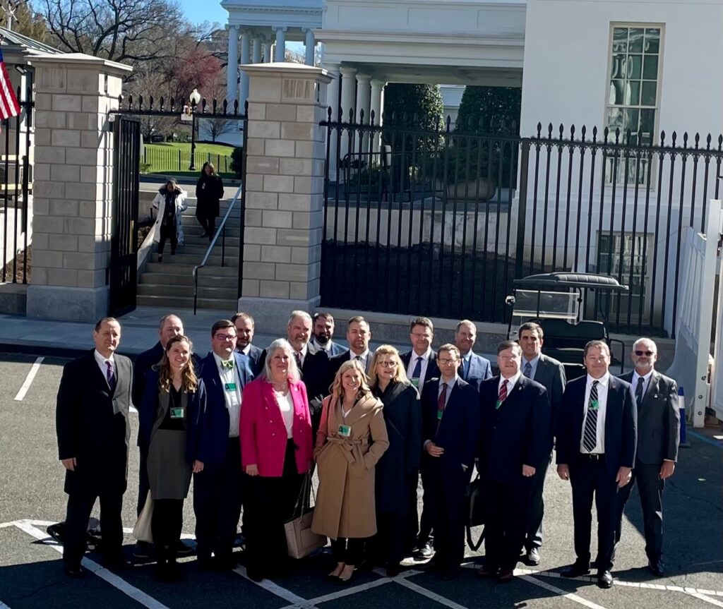 USApple visits White House to talk trade, labor